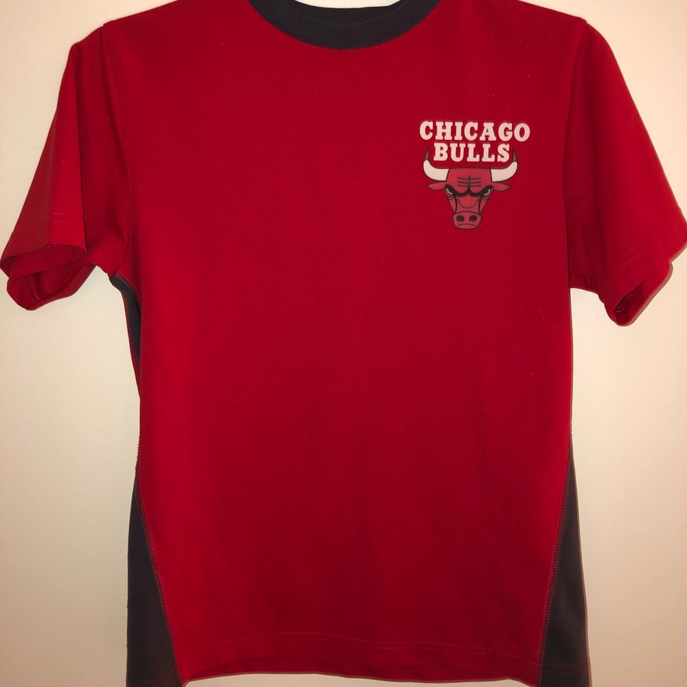 Bulls Fan Apparel